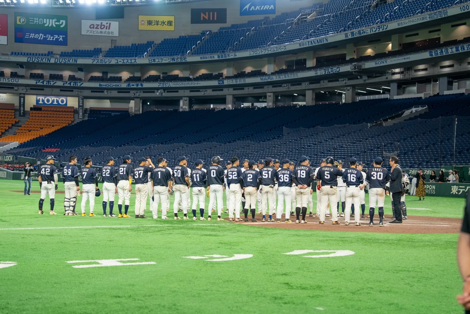 KYUTSU BASEBALL CLUB 選手整列